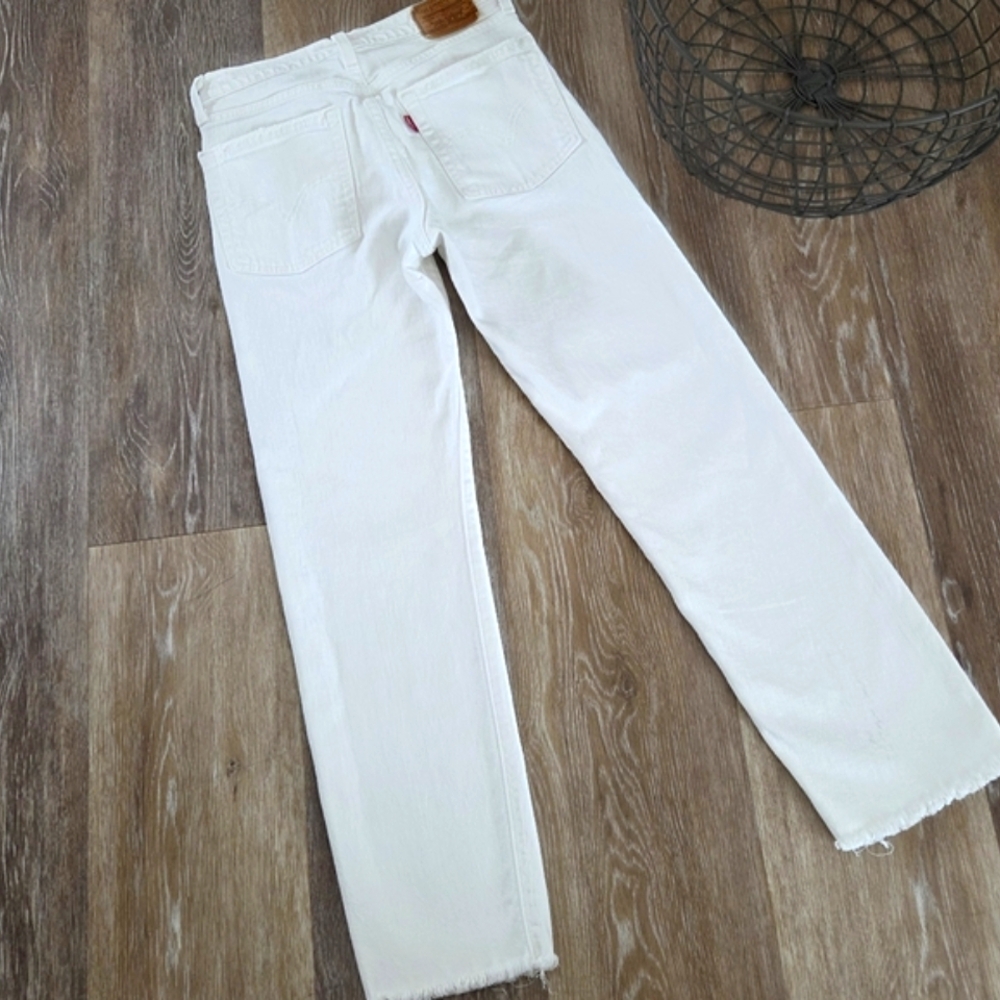 Levi's Premium Women's Wedgie Straight Leg Button Fly Denim Jean's White Frayed - Picture 5 of 16